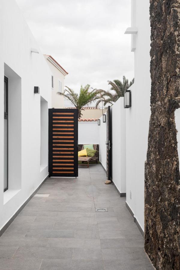 Apartment Urban Chill Private Pool Corralejo by Holidays Home - B&B