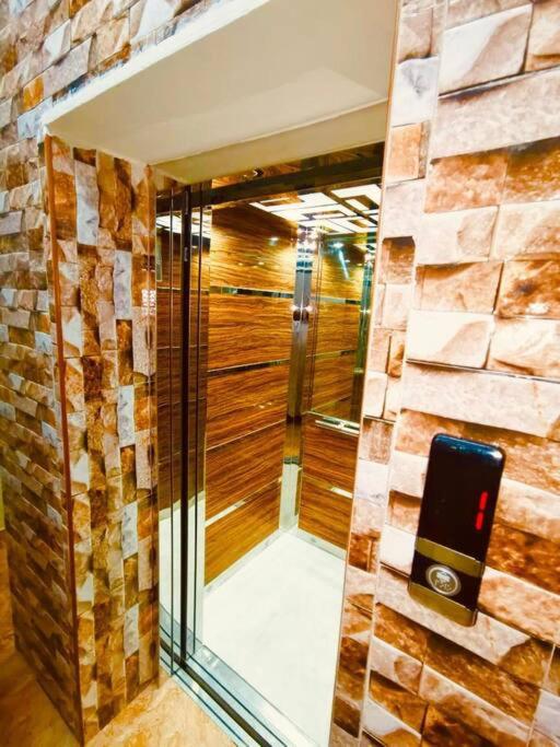 فندق الرستاق للشقق الفندقية Al Rustaq Hotel - B&B