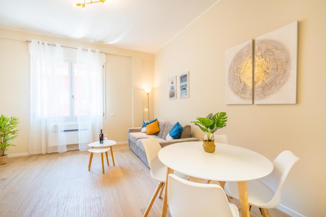 Puccini Apt - Centro città - Wifi - AC - B&B