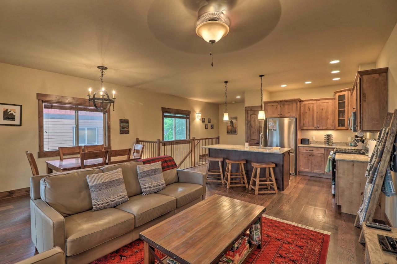 Walkable Bigfork Townhome: Fish, Hike & Ski! - B&B Bigfork