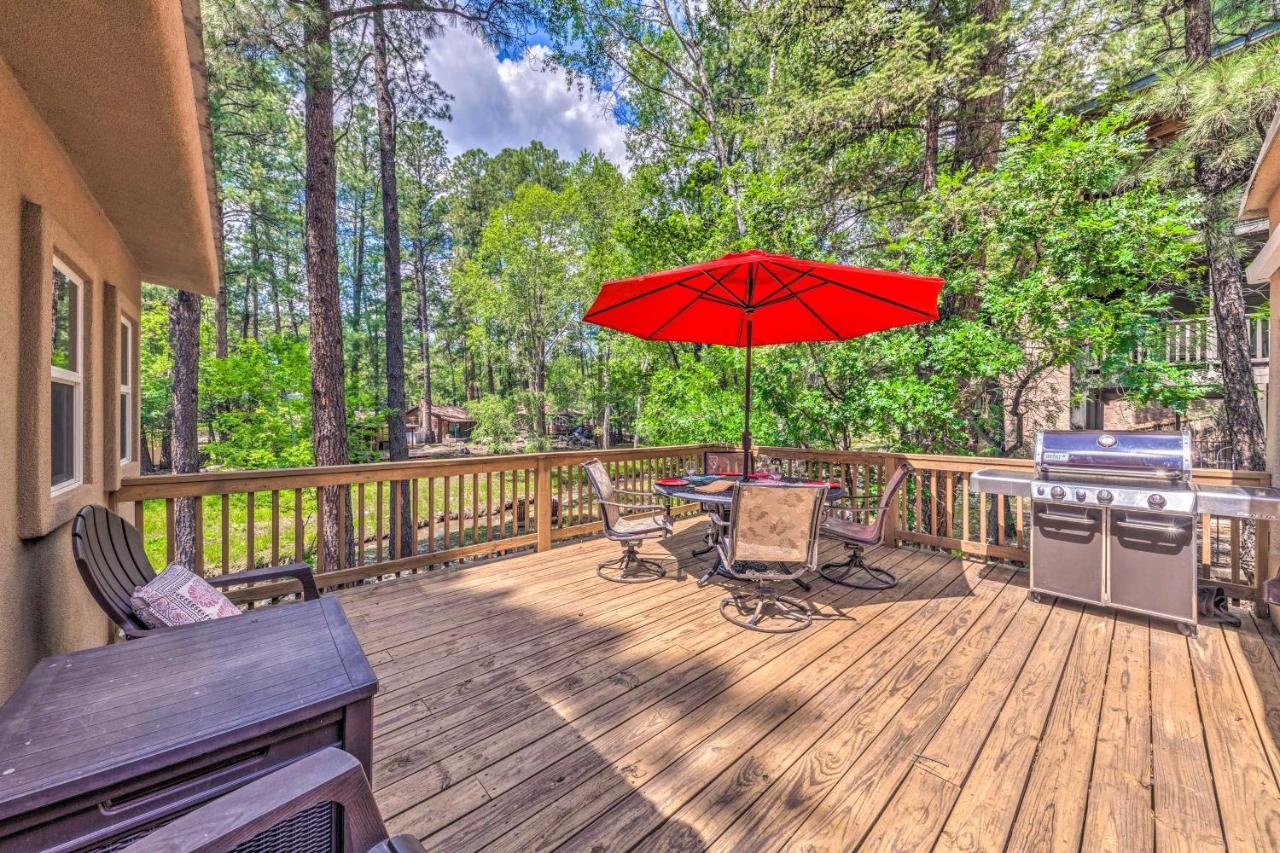 B&B Ruidoso - Riverfront Ruidoso Cabin with Deck, Walk to Midtown! - Bed and Breakfast Ruidoso