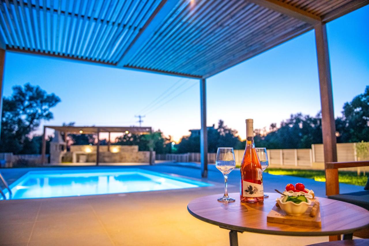 Marelia Villa 2 - B&B Tympáki