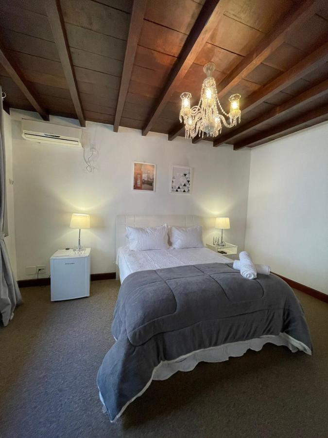Deluxe Suite with Spa Bath