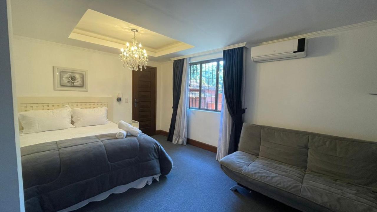 Suite with Hot Tub