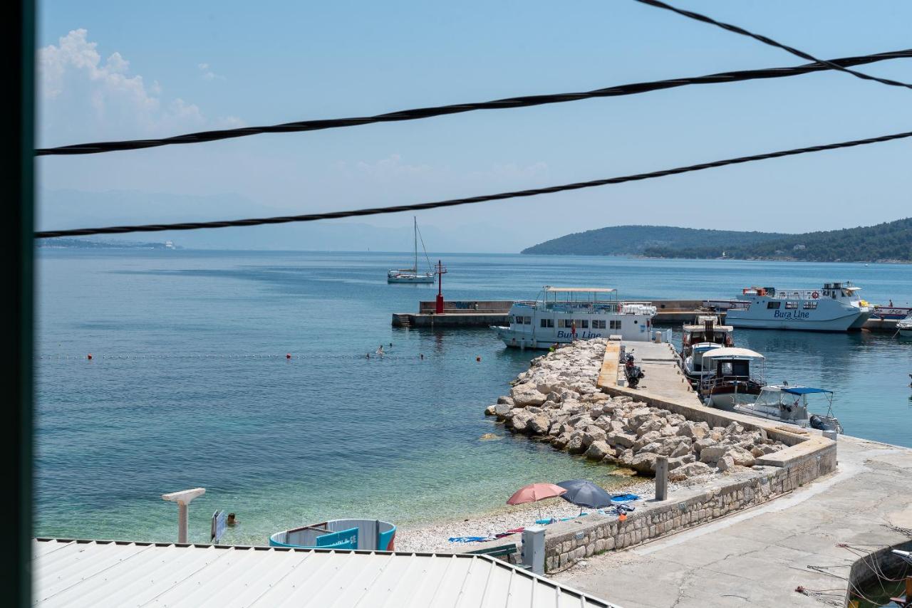 Beach Apartman Marela - Bed and Breakfast Slatine