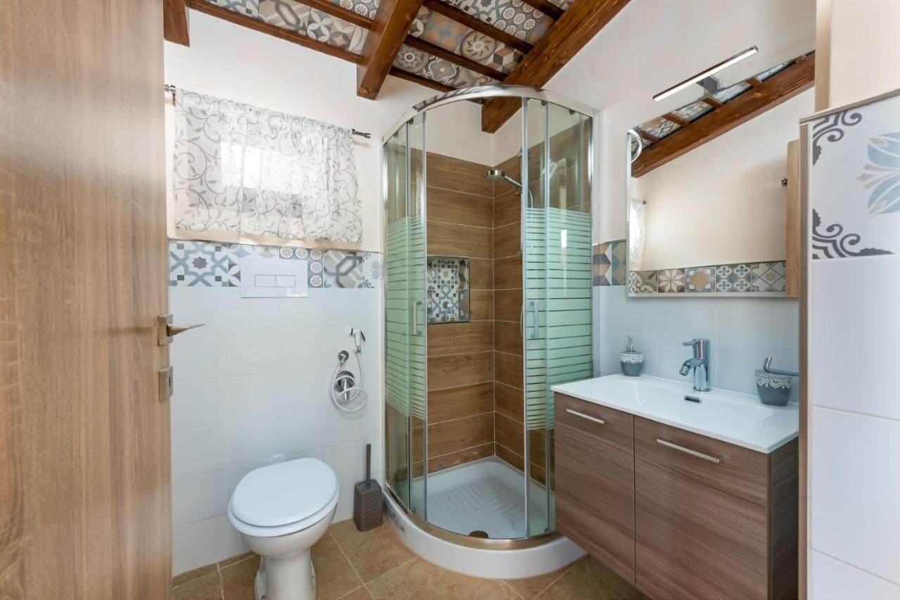 Camera Quadrupla con Vista Mare