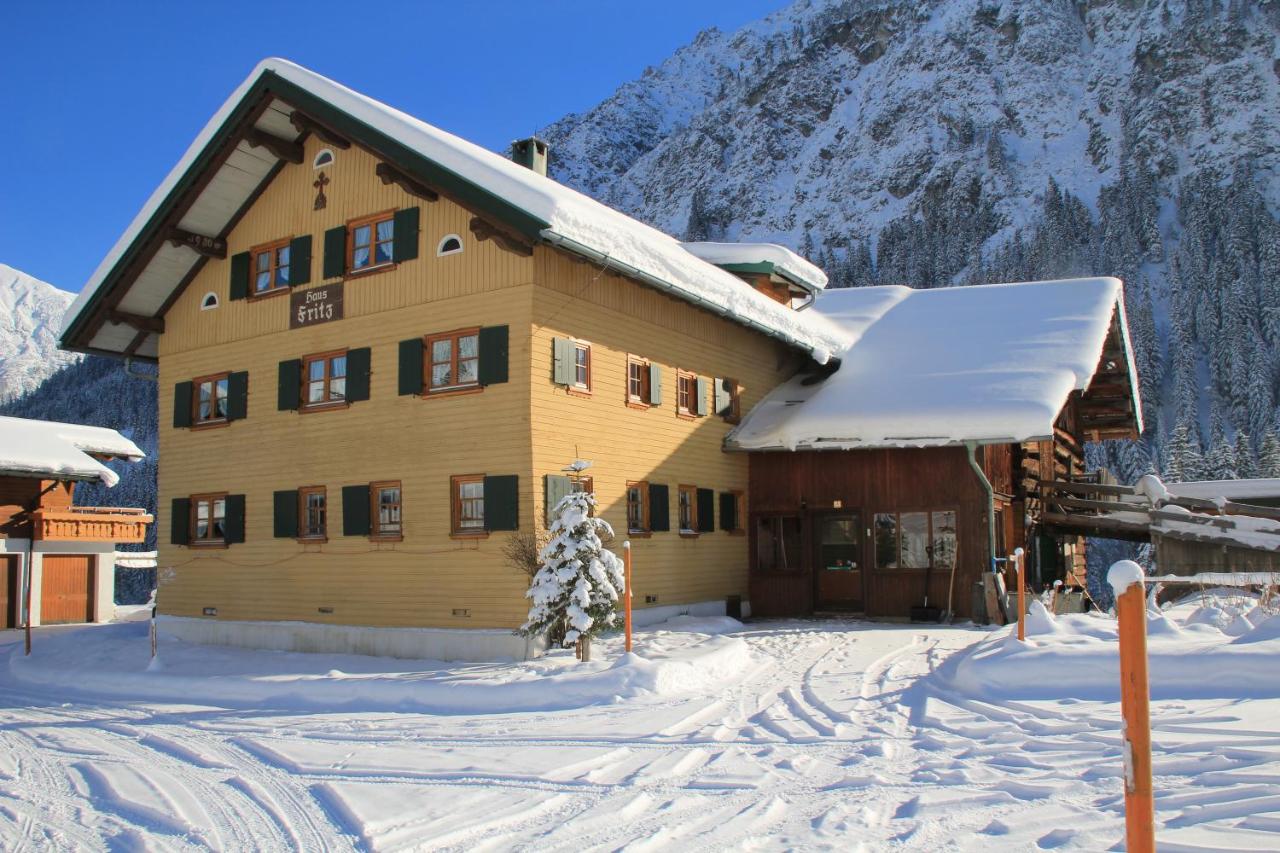 B&B Mittelberg - Walserhaus Fritz - Bed and Breakfast Mittelberg