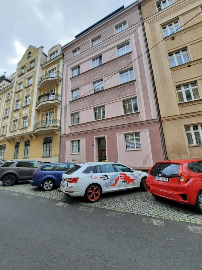 Apartment No.18 Foersterova 1328/9, Karlovy Vary - B&B