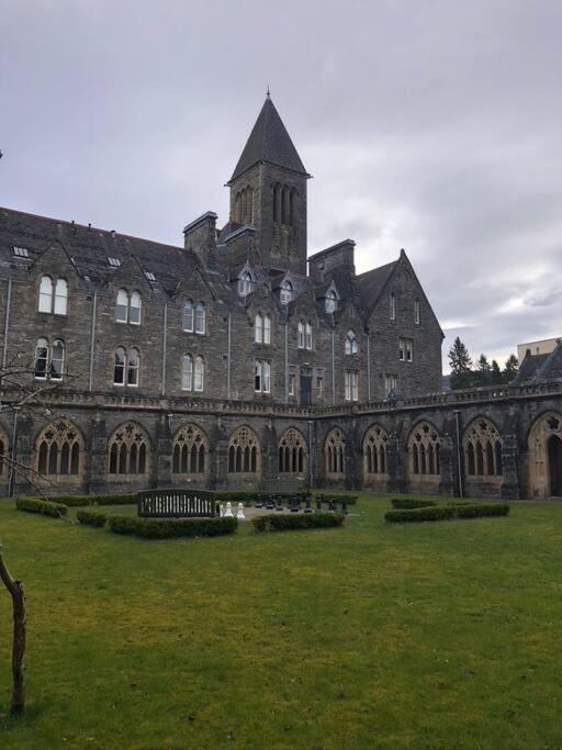 3 BR Luxury Apt at Highland Club - Fort Augustus - Ferienwohnung