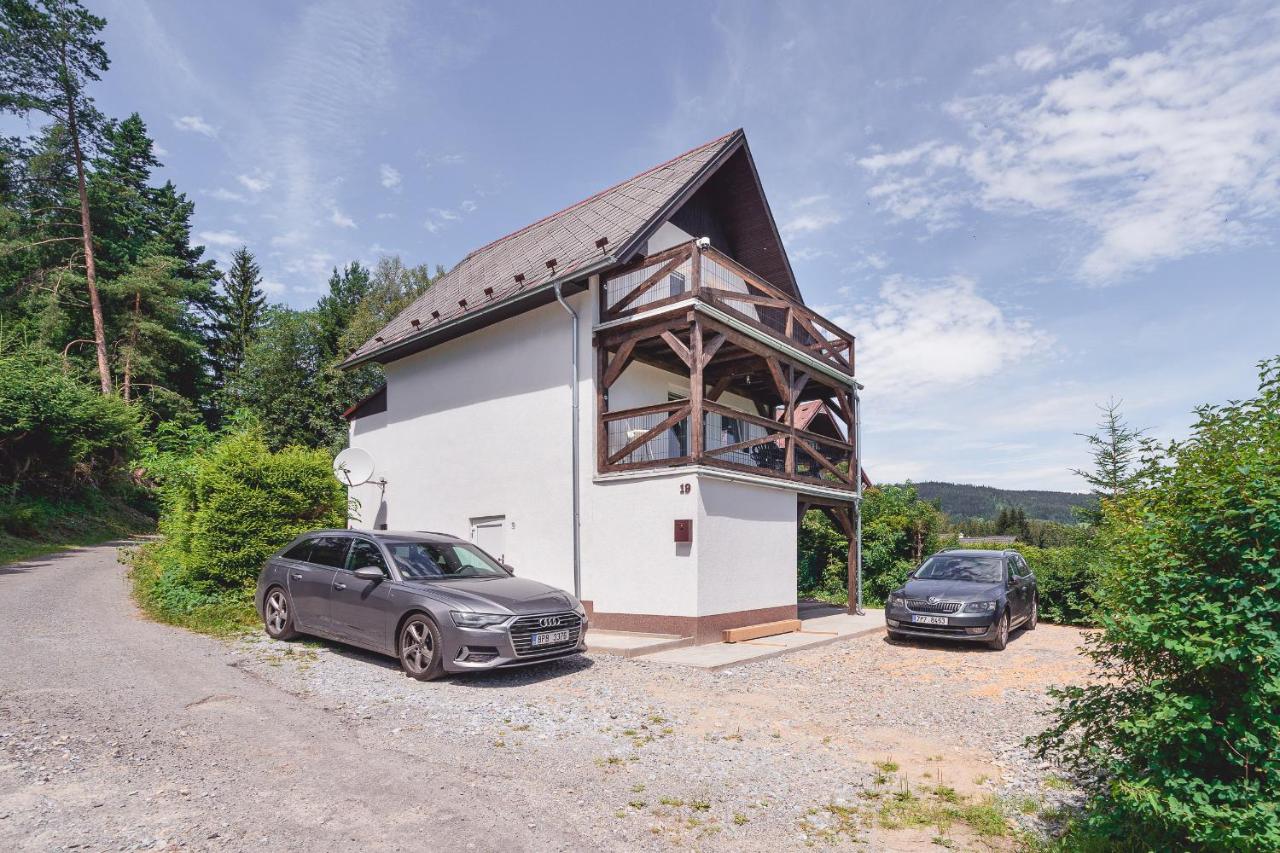 Naše chata Lipno - Bed and Breakfast Lipno nad Vltavou