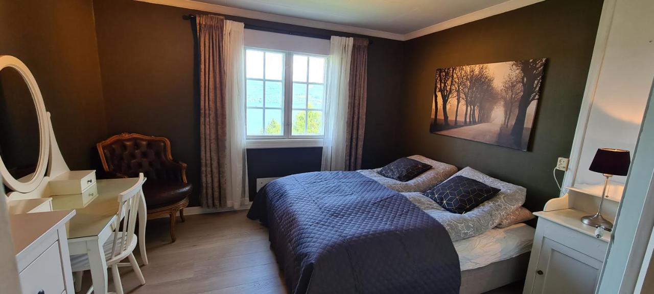 Double Room with Lake View