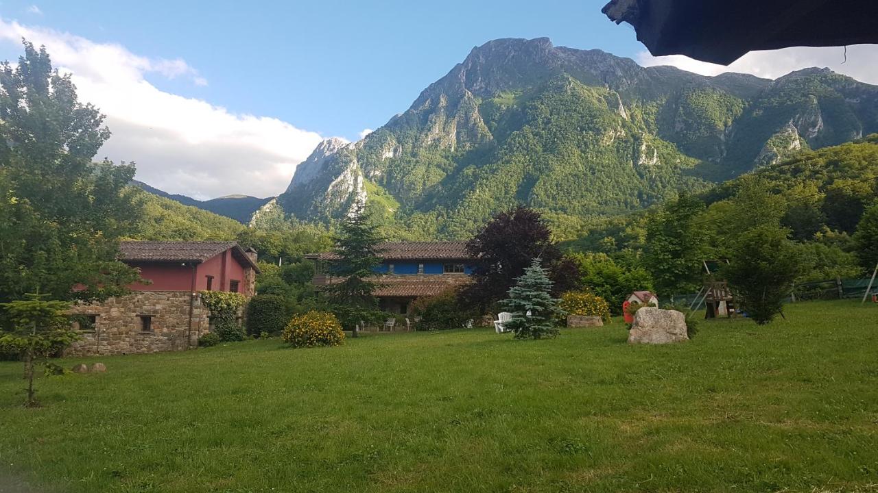 Casas rurales Valle de Bueida, jacuzzi solo en las casas el El Palacio y Viscárcel - Ferienwohnung Bárzana