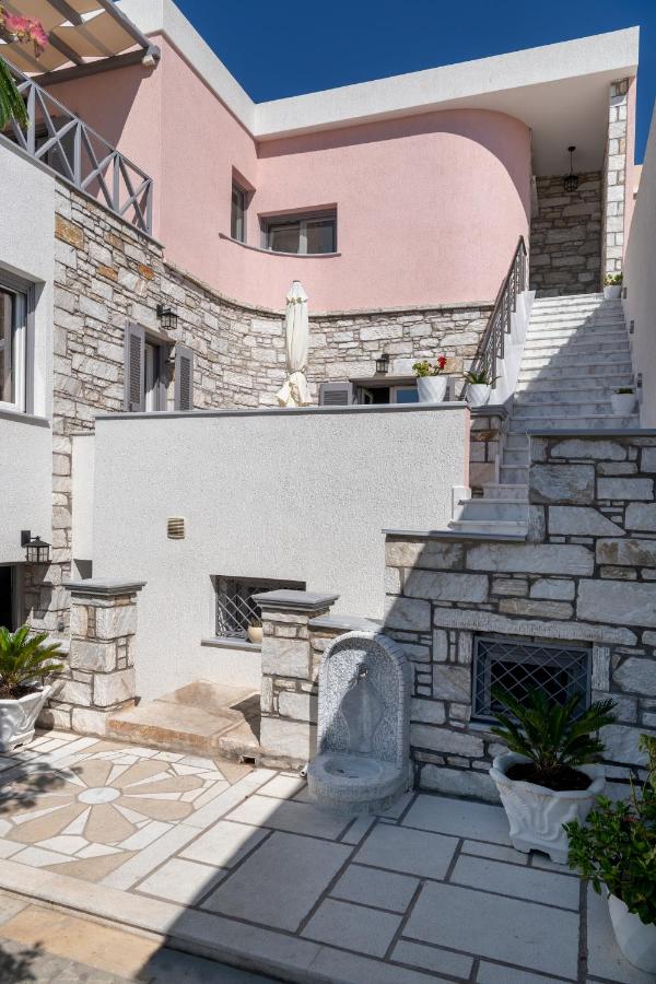 TAKIS GUESTHOUSE-Orneda-HERMOUPOLIS - Ferienwohnung