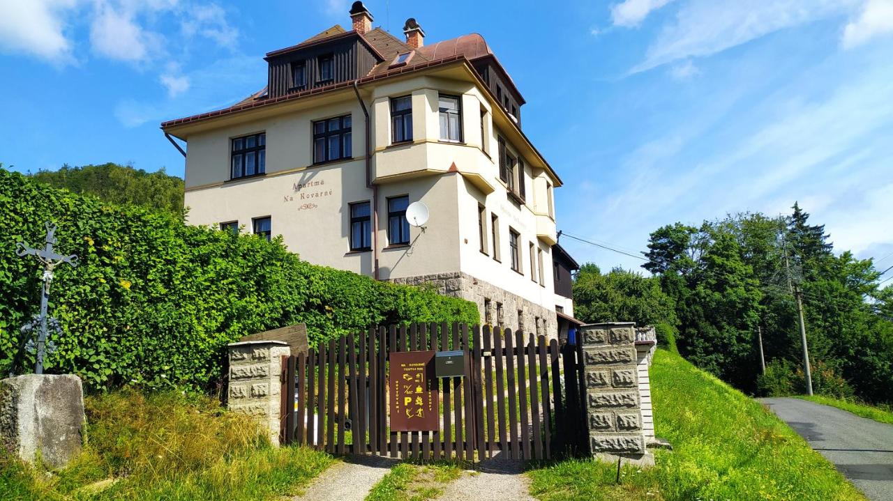 Ubytování Na Kovárně - B&B Smržovka