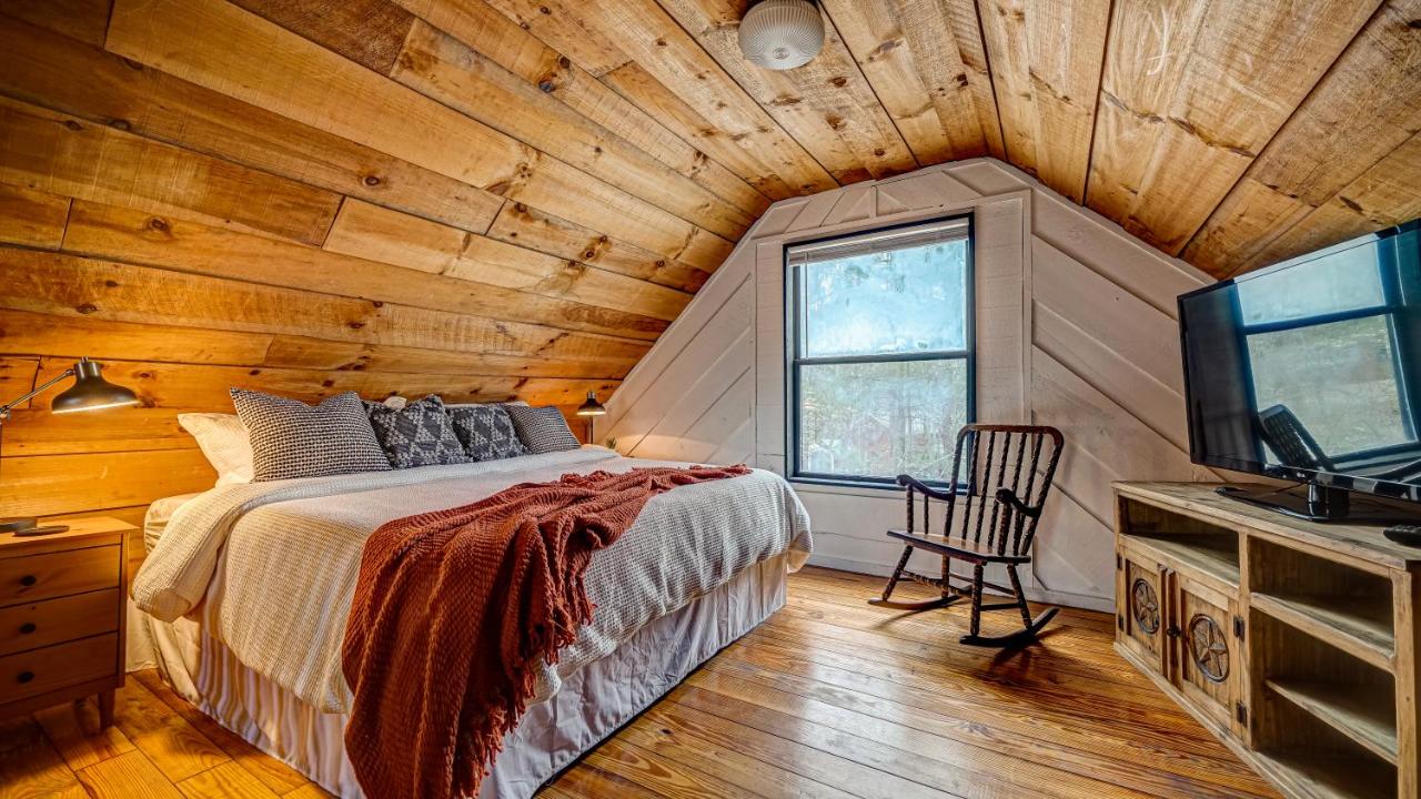 Pioneer Lodge - Cozy Cabin in Blue Ridge - Chambres d’hôtes Blue Ridge