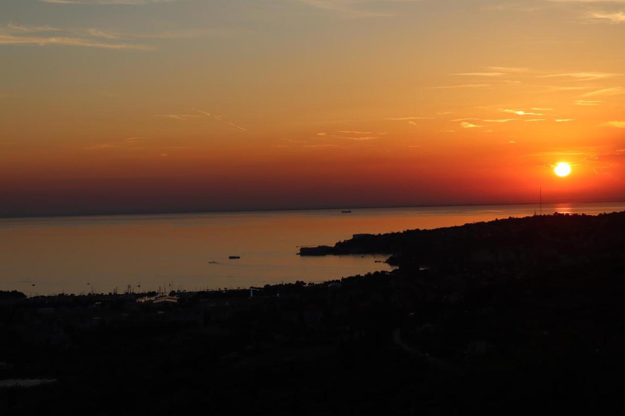 Tre terre apartment - B&B Lucija