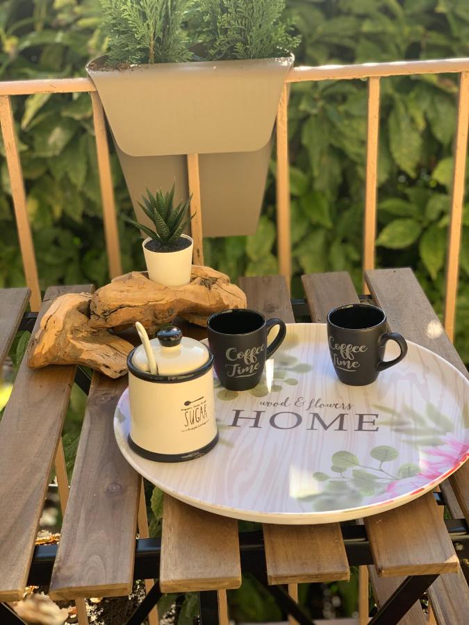 Iris 128: il terrazzino sul giardino - Chambres d’hôtes