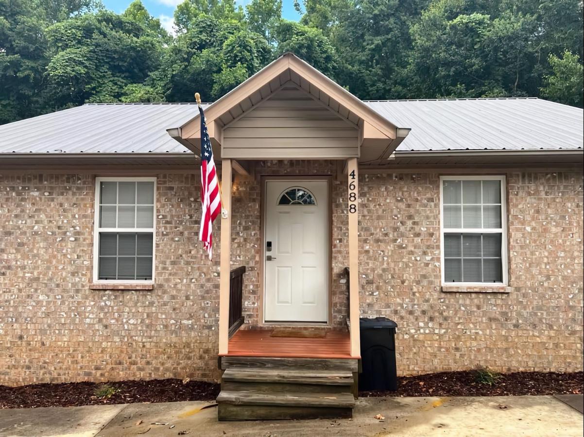 Kid-Friendly Townhouse Near Lake & Sports Complex - Ferienwohnung Guntersville