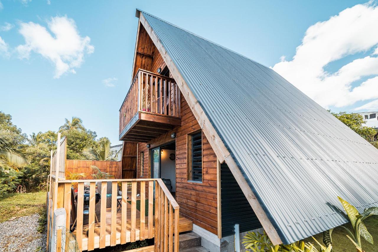 Charmant chalet avec jacuzzi, L'île Ô Vert - B&B