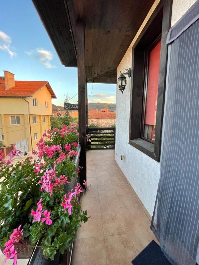 Triple Room with Mountain View