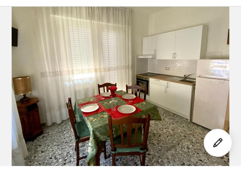 B&B Pineto - Appartamento in centro, a 150 m dal mare - Bed and Breakfast Pineto