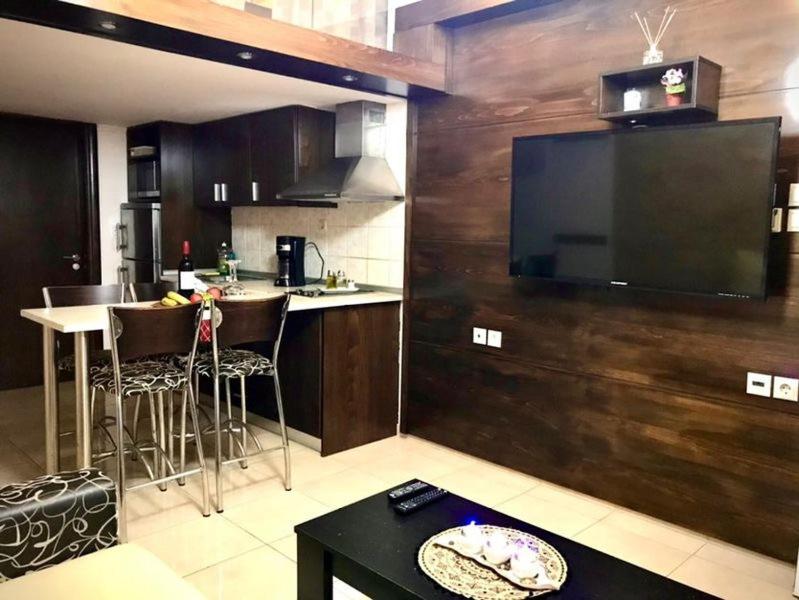 Faliraki Seadream apartment,50m from the beach - B&B Faliraki