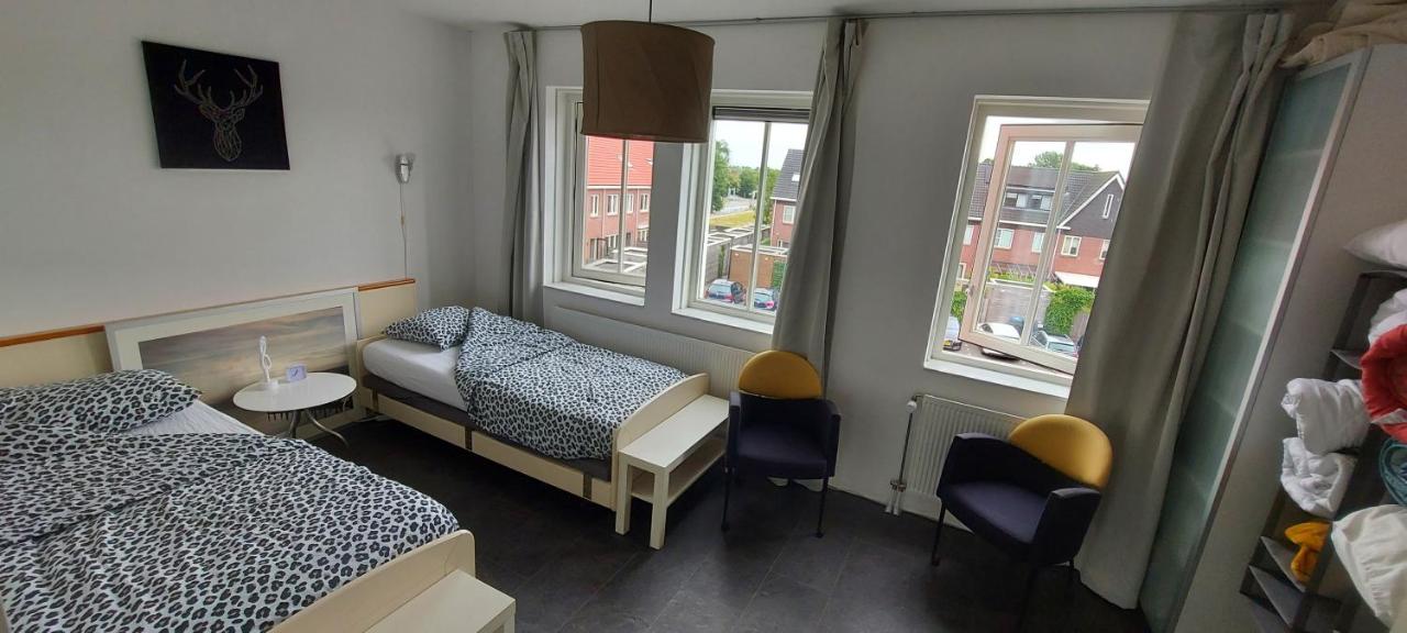 B&B Meppel - Airbnb 'Logeren aan het plein' in het centrum van Meppel - Bed and Breakfast Meppel