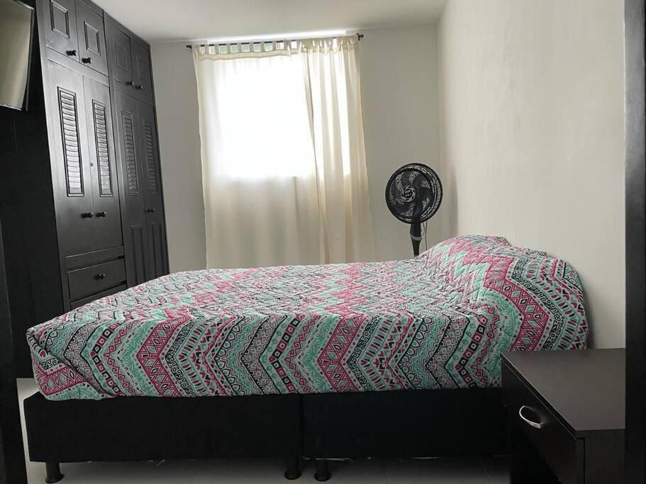 B&B Ibagué - Confortable Apartamento en Ibagué con piscina solo Fines de semana solo para FAMILIAS - Bed and Breakfast Ibagué