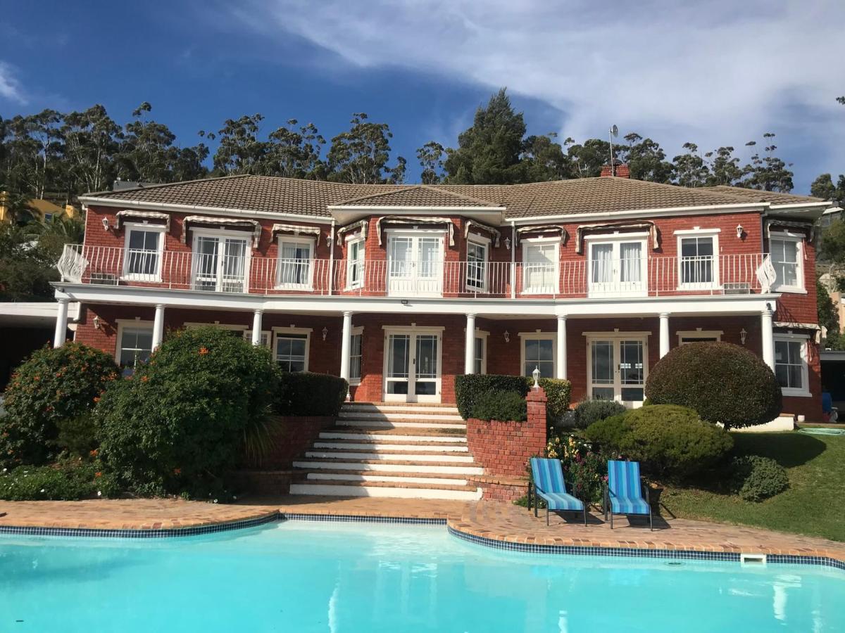 Executive Cottage
