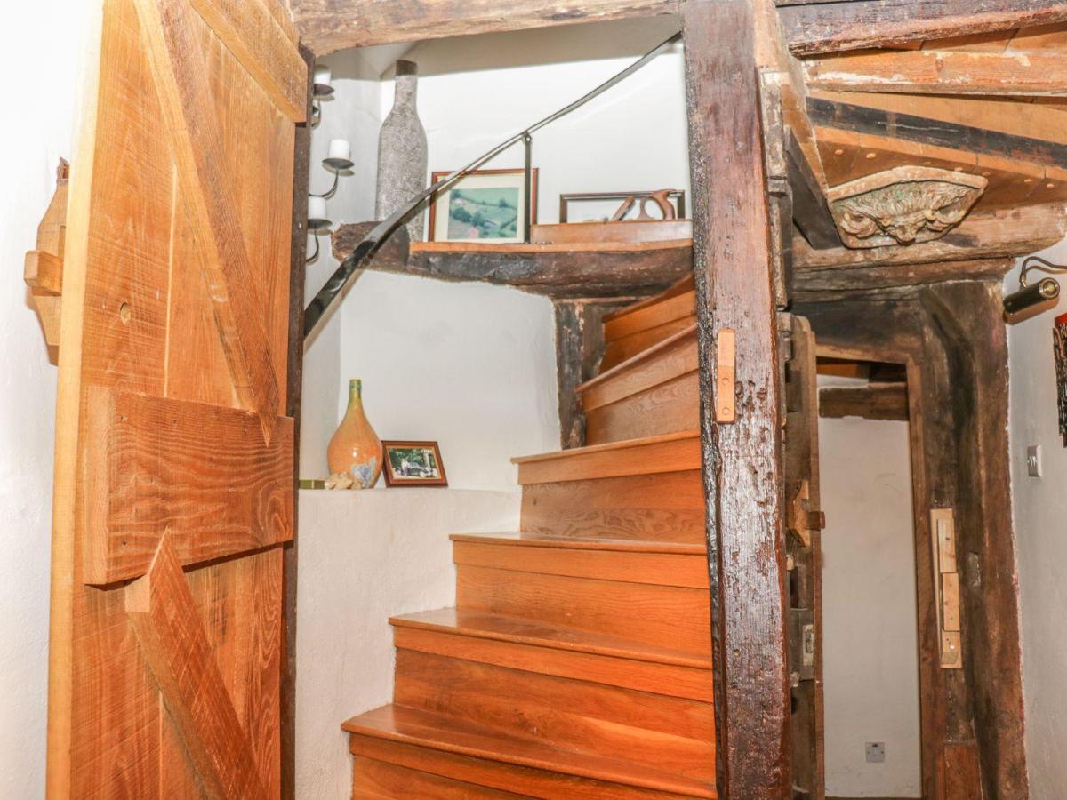 Medieval Cottage in rural Monmouthshire. - B&B Raglan