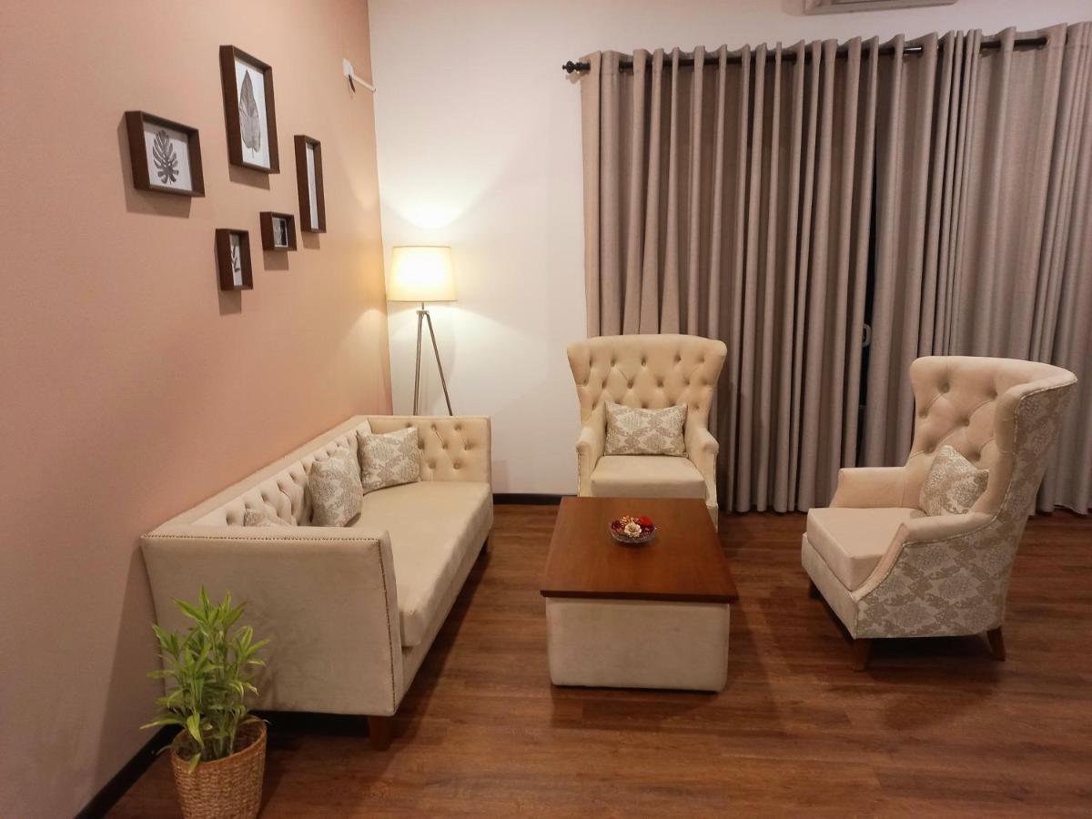 B&B Kurunegala - NINETY-NINE APARTMENTS - Bed and Breakfast Kurunegala