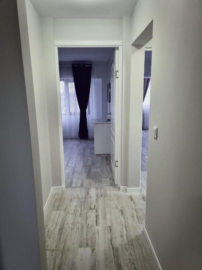 Luxurious apartment with 3 rooms and 2 bathrooms in Corabia - Ferienwohnung