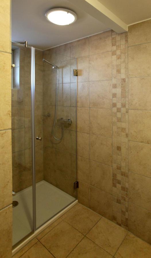 Triple Room with Shower