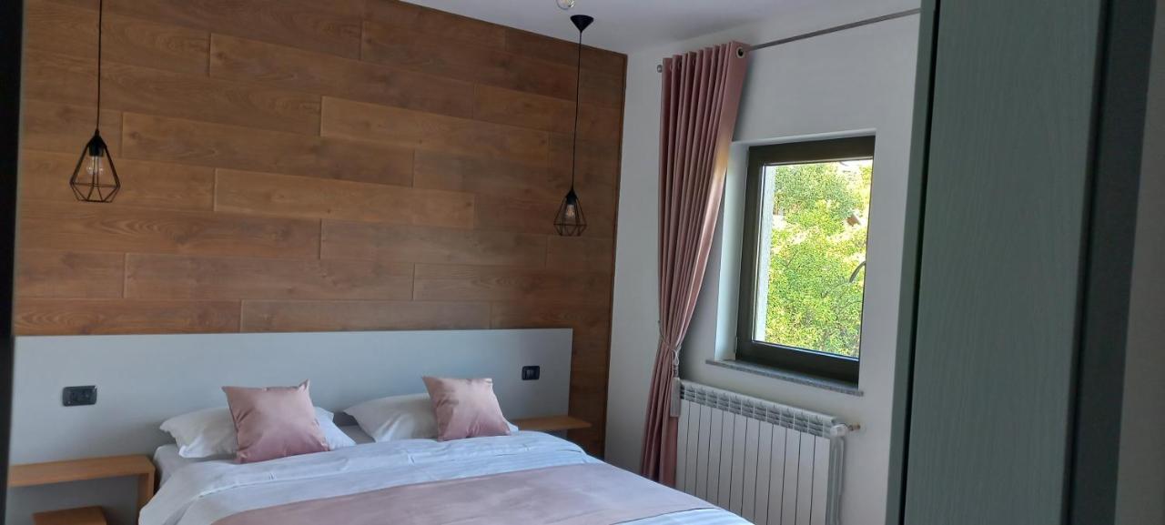 Quadruple Room with Private External Bathroom