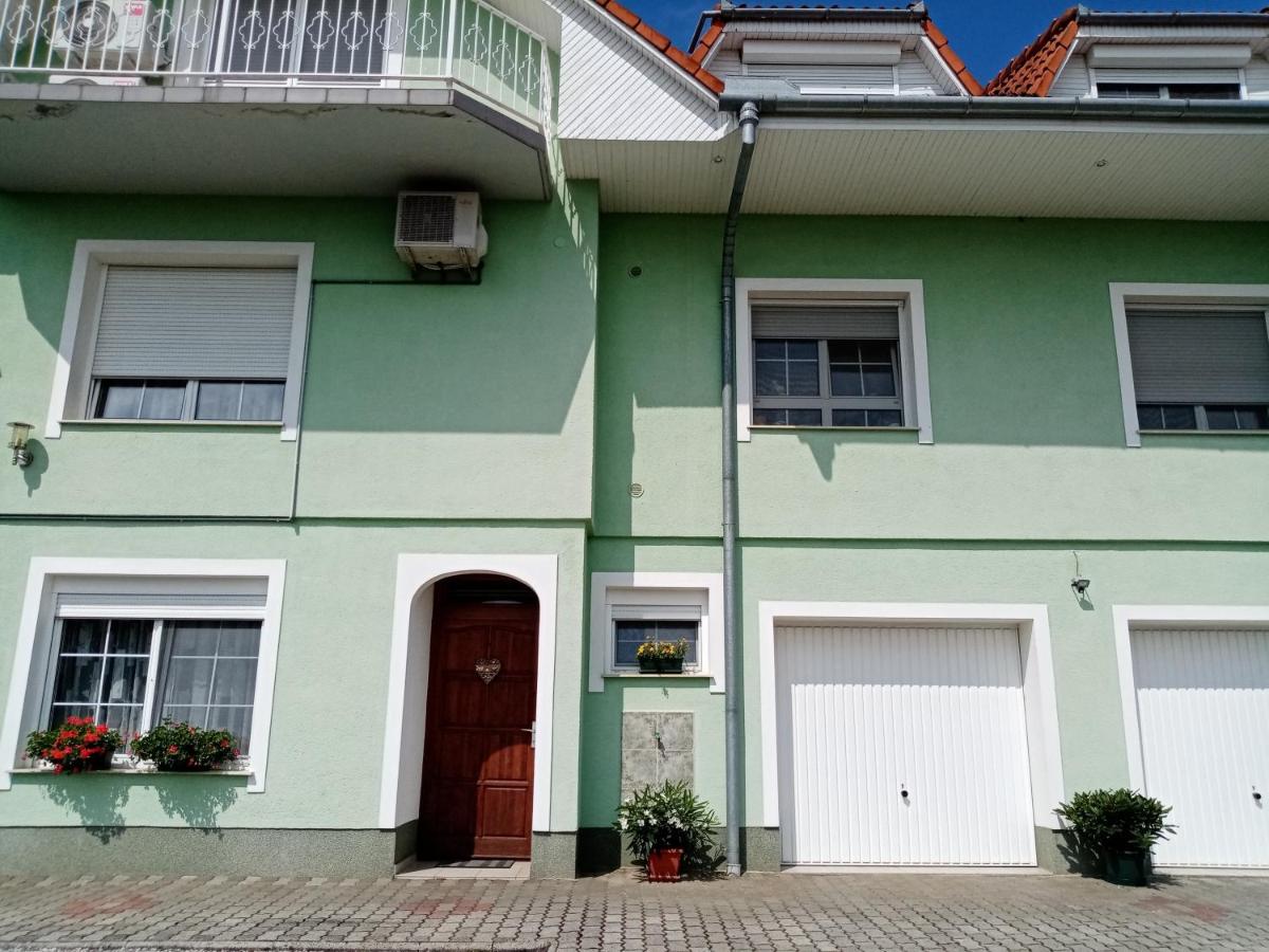 Magnólia Apartman Zalakaros - Ferienwohnung Zalakaros