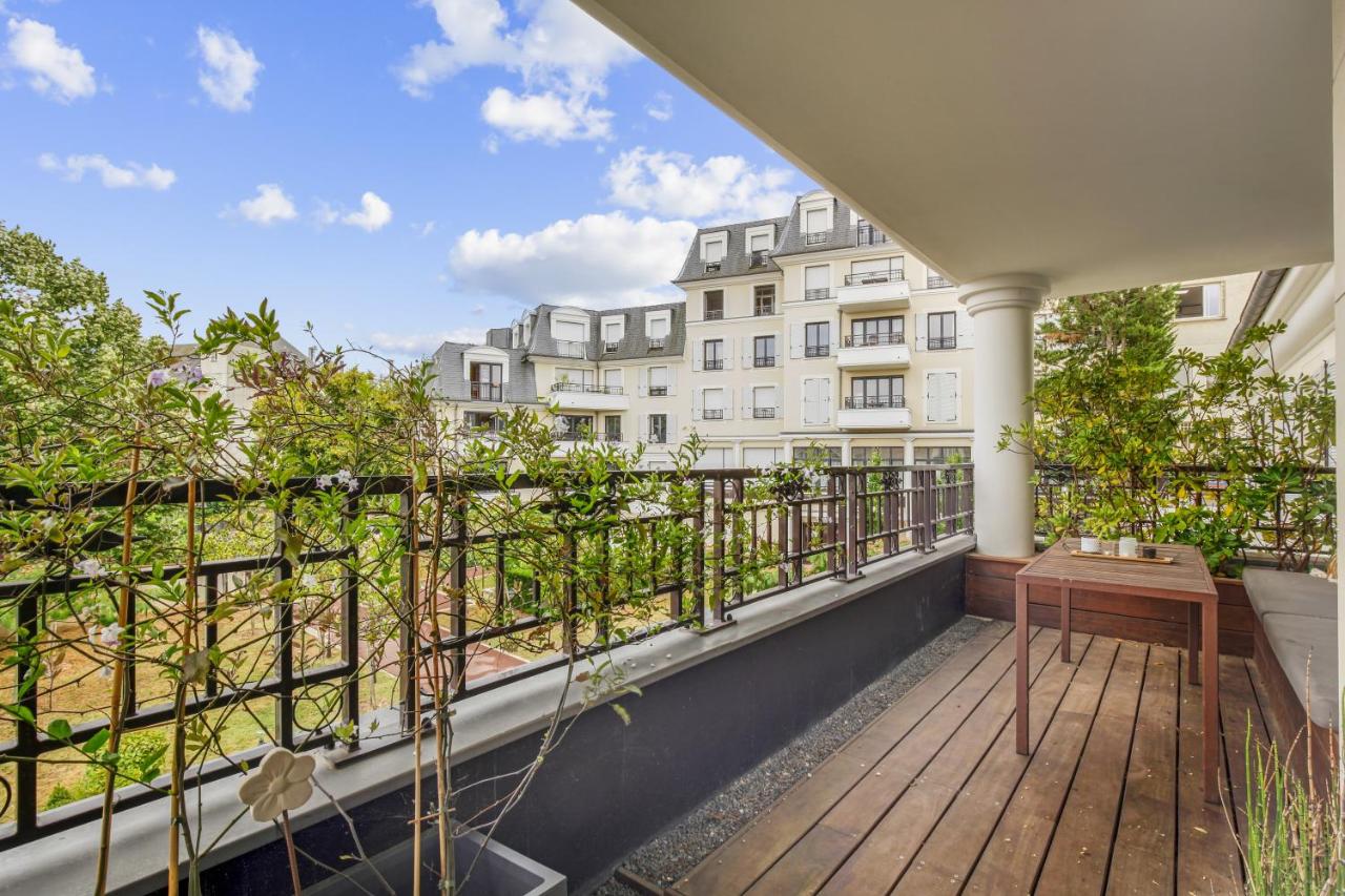 Le Saint Cyr - Ferienwohnung Saint-Cyr-l’École