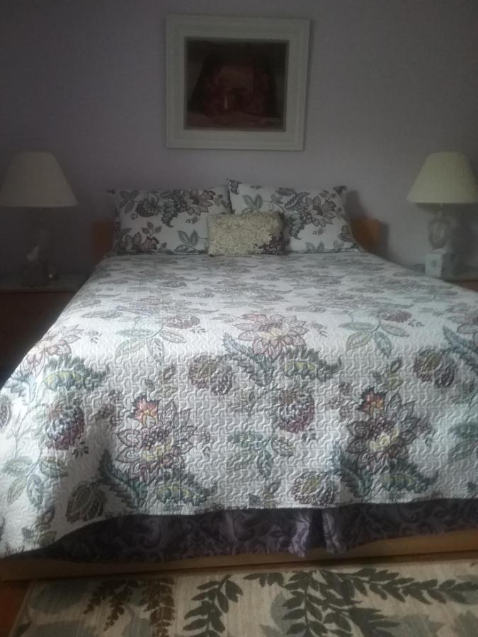 Queen Suite
