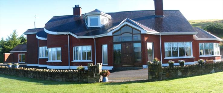 B&B Castleblayney - White Hill Country House B&B - Bed and Breakfast Castleblayney