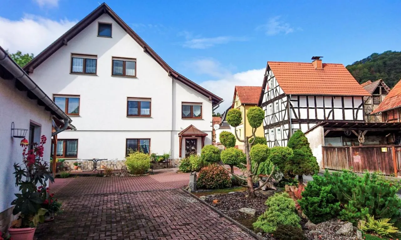 B&B Döringsdorf - Gemütliche FeWo am Hülfensberg und dem Grünen Band - Bed and Breakfast Döringsdorf