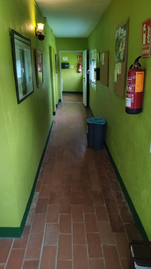 Chambre Familiale avec Salle de Bains Commune