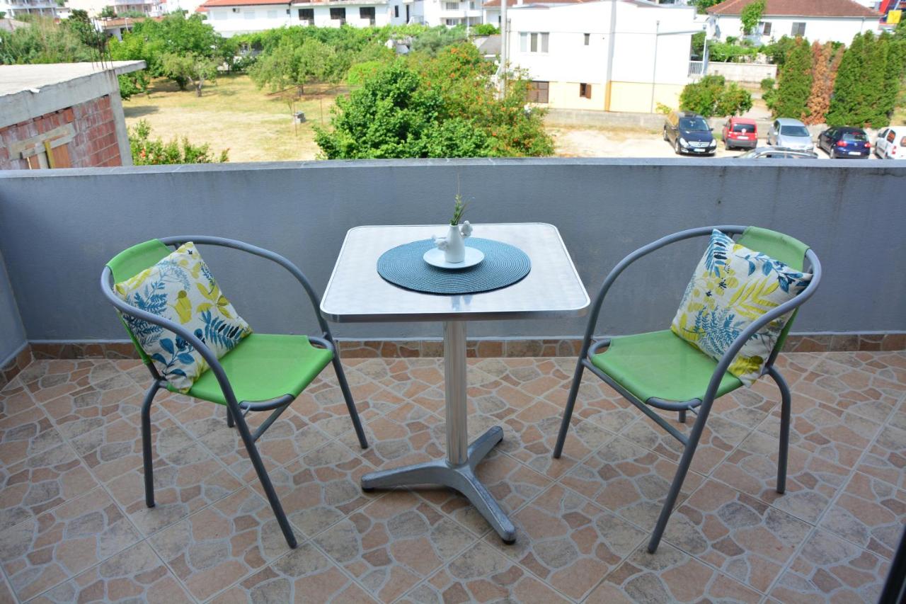 NEXT DOOR HOUSE - B&B Dulcigno