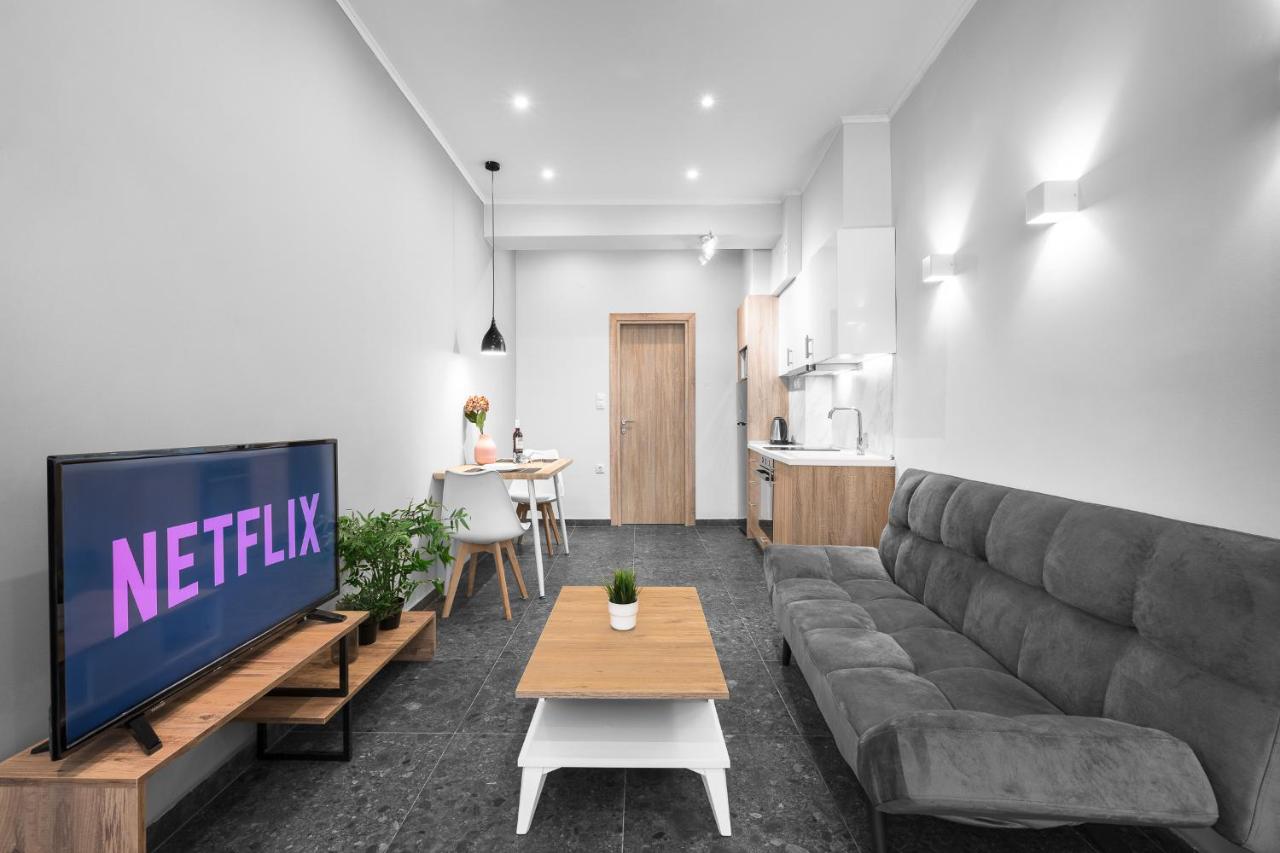 King Studio with Sofa Bed