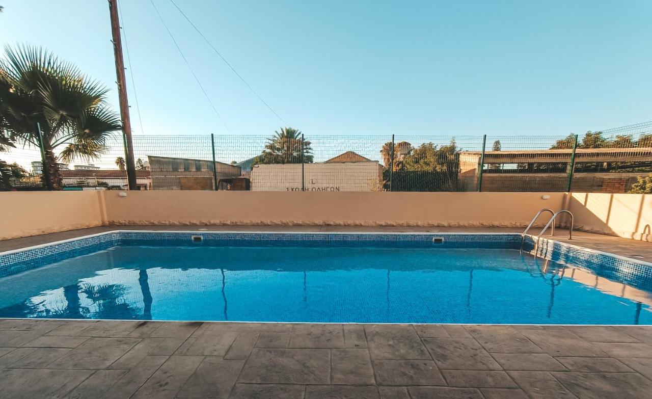 The Chalk - B&B Larnaca