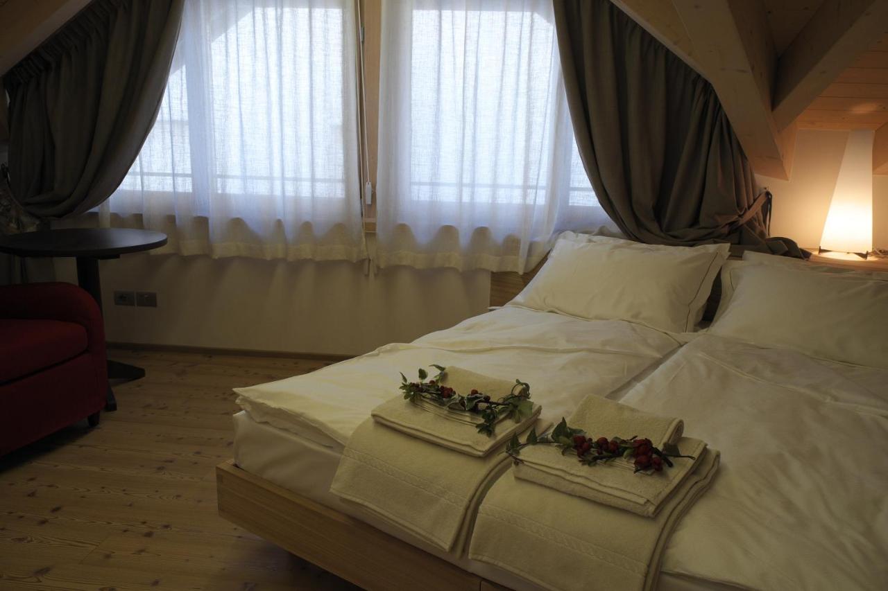 Double or Twin Room with Private Bathroom