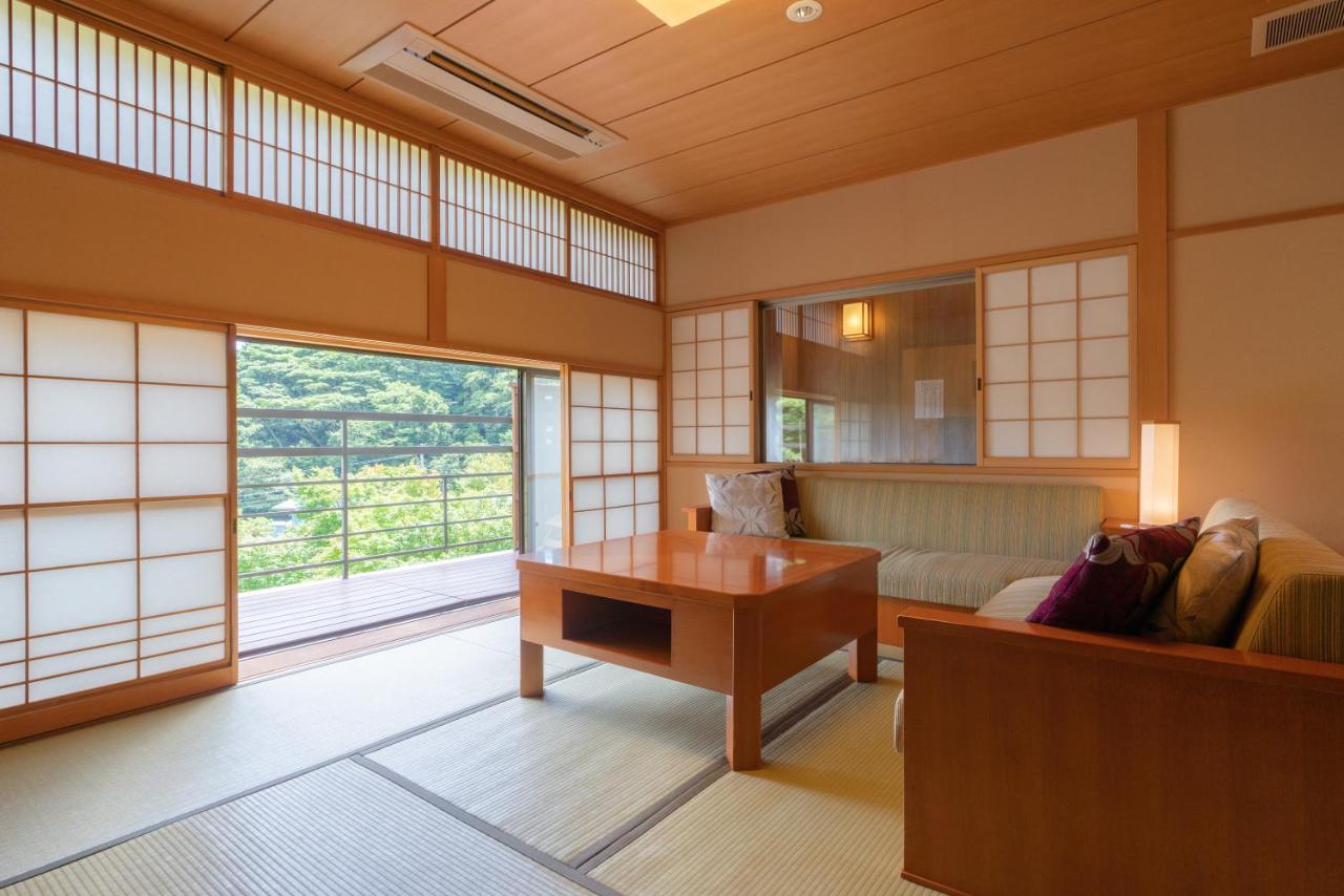 Room with Tatami Area with Semi Open-Air Bath and Private Terrace - Garden view