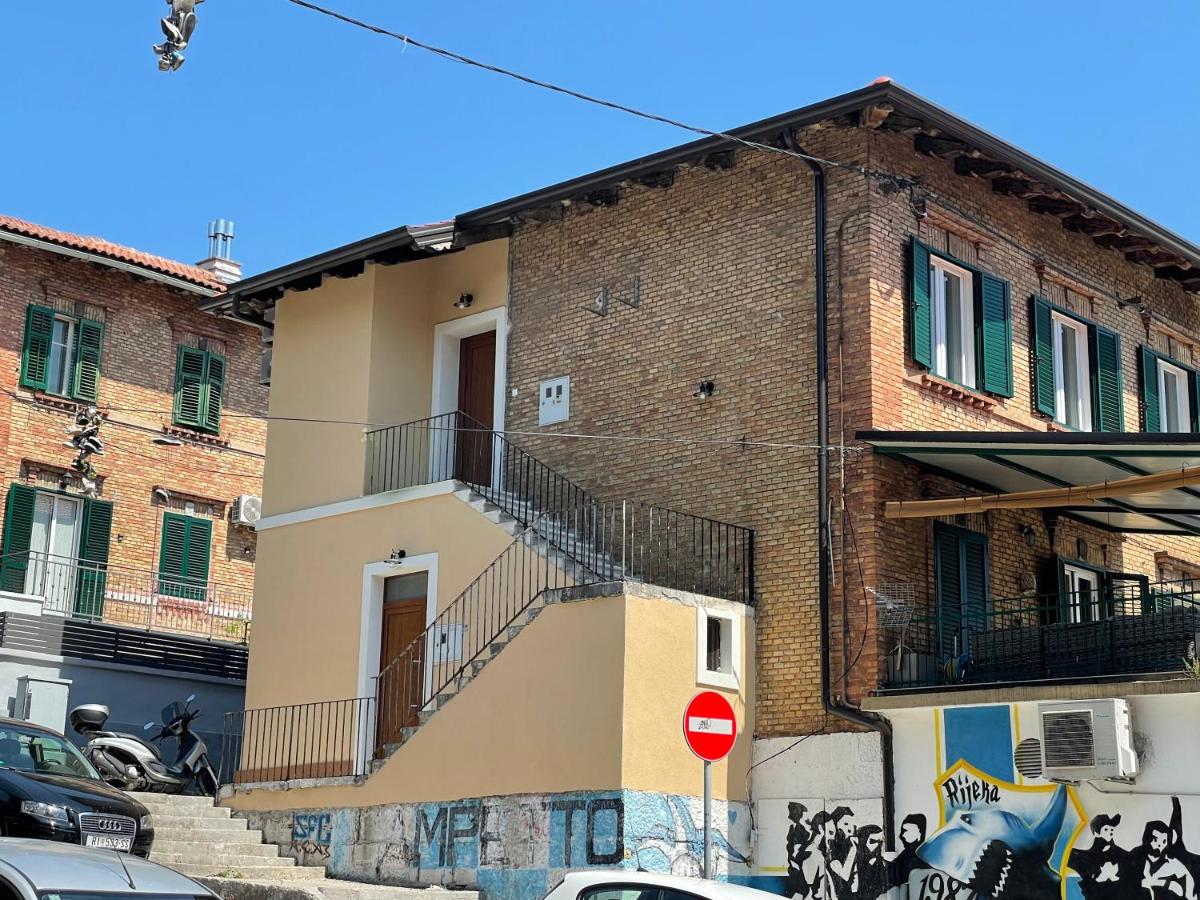 Apartmani Dora & Luka - B&B