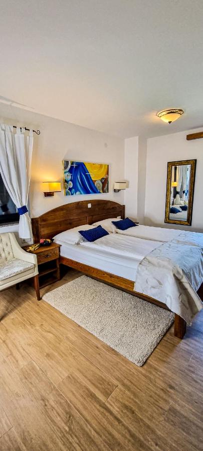 Deluxe Doppelzimmer mit Gartenblick