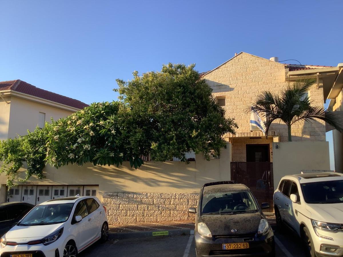 וילה נוף הרים שלומי - B&B Shlomi