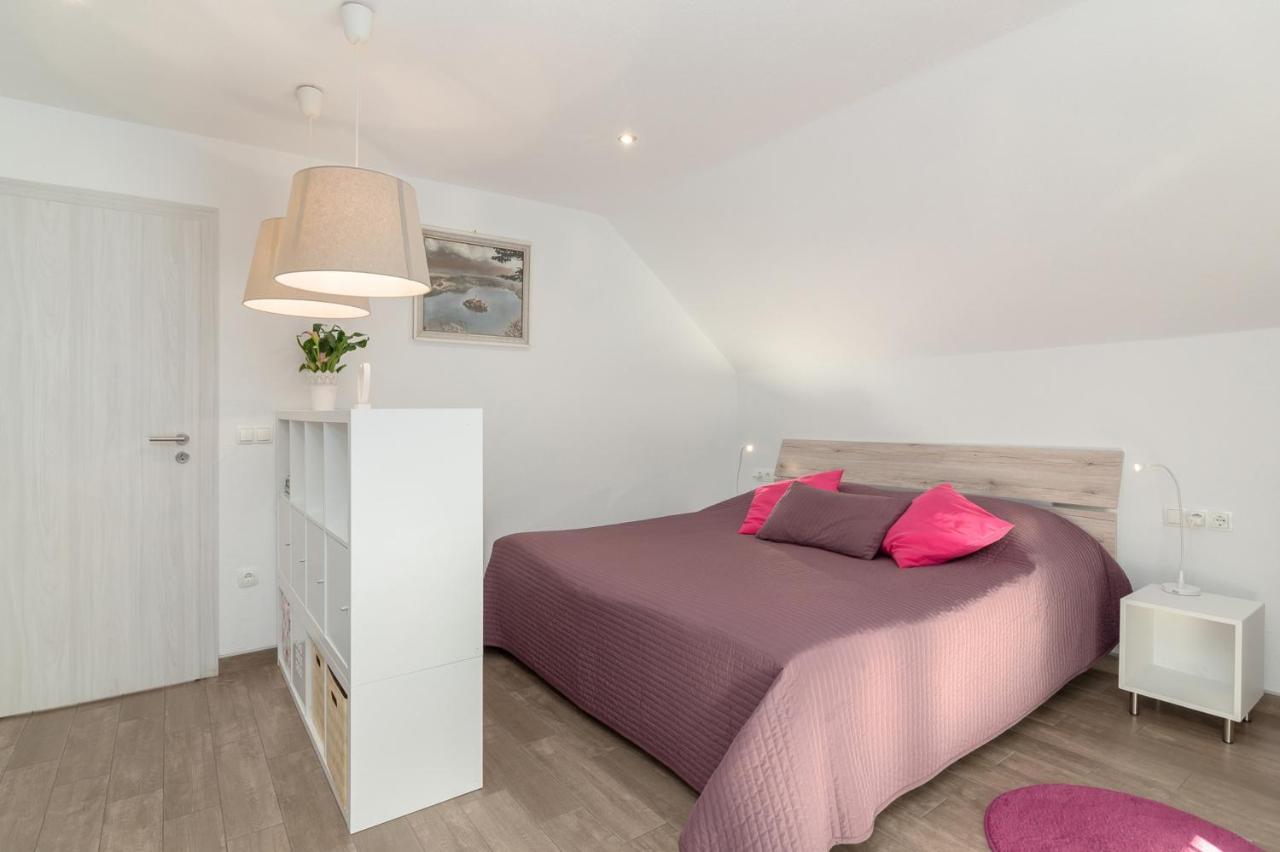 Apartment mit 2 Schlafzimmern und Balkon