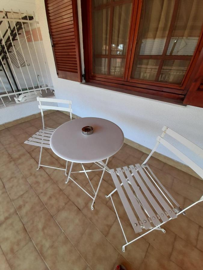 Adorable 2 floors two bedroom vacation maisonette - B&B